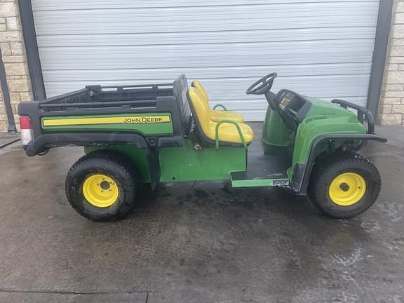 Image of John Deere Gator TE 4x2 equipment image 3