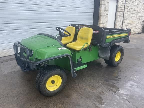 Image of John Deere Gator TE 4x2 equipment image 1