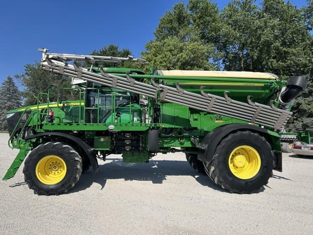 Image of John Deere F4365 equipment image 2