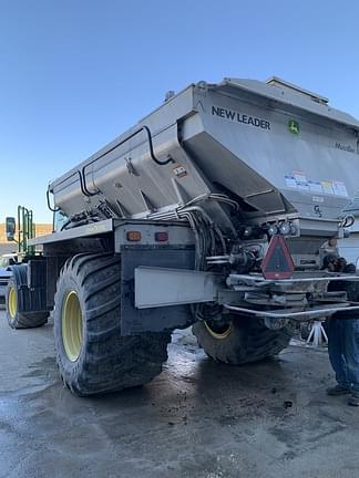 Image of John Deere F4365 equipment image 2