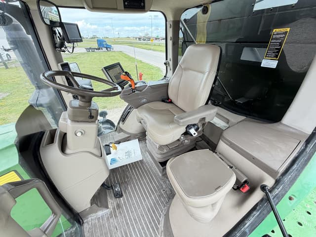 Image of John Deere F4365 equipment image 4