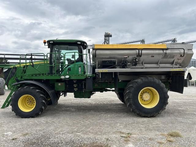 Image of John Deere F4365 equipment image 2
