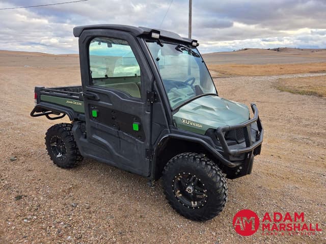 Image of John Deere XUV 835R equipment image 1
