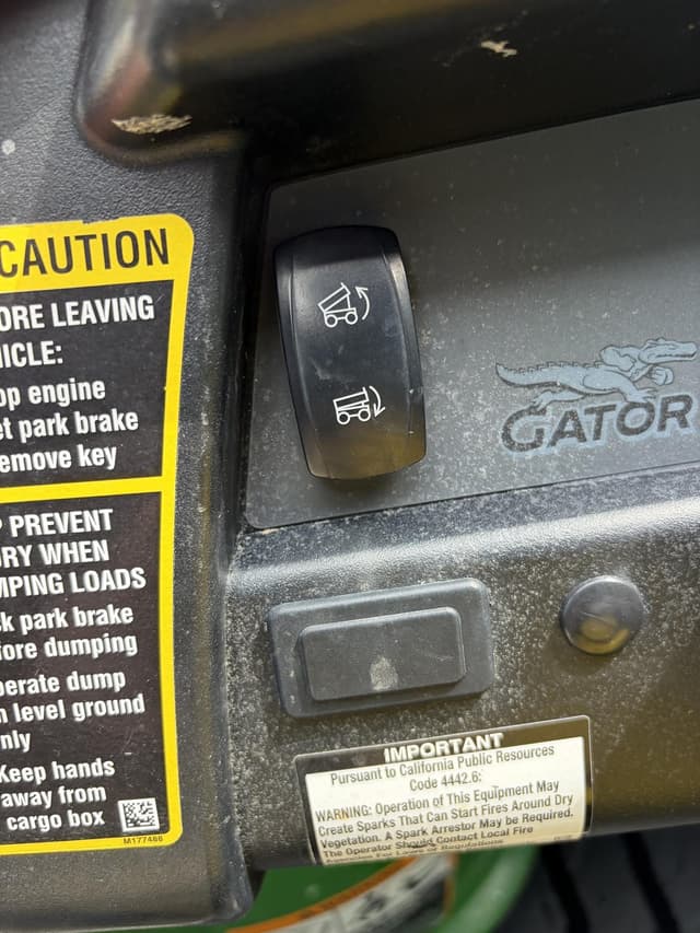 Image of John Deere Gator equipment image 4