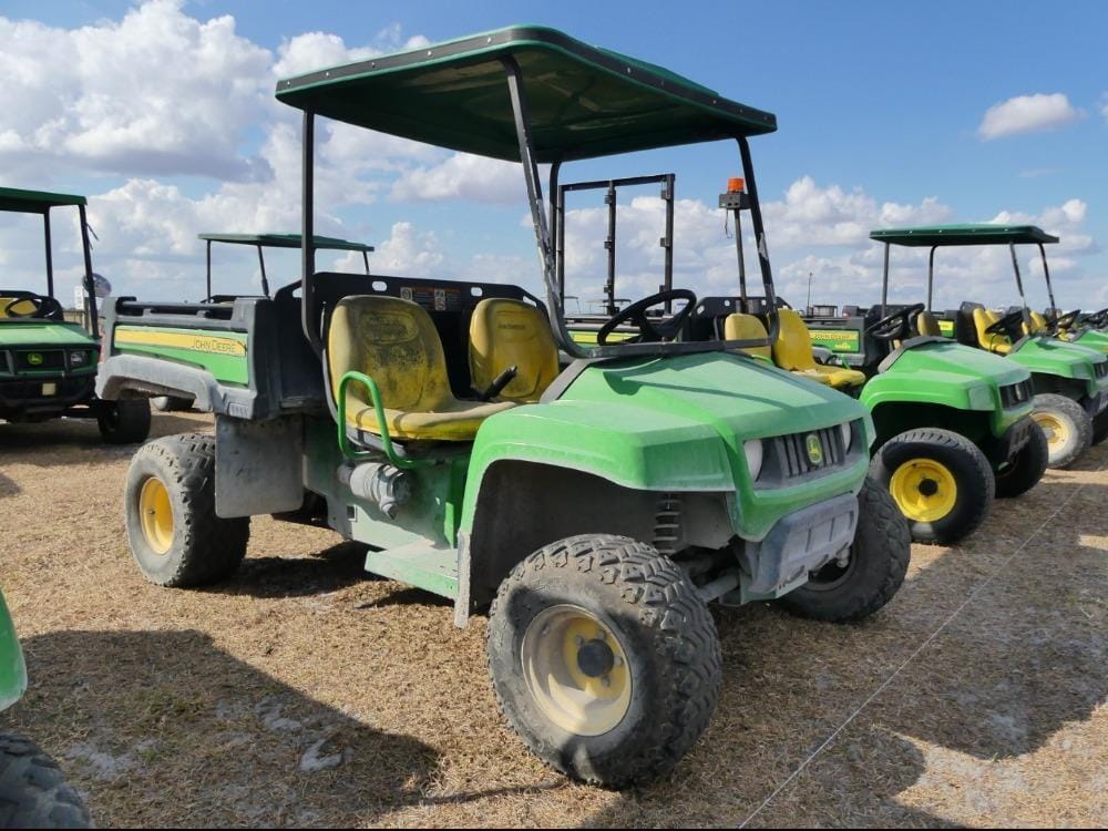 2019 John Deere Gator TX 4x2 Equipment Image0