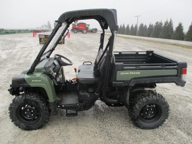 Image of John Deere XUV 825M equipment image 2