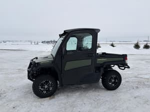 2019 John Deere XUV 835M Image