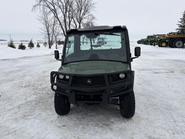 Image of John Deere XUV 835M equipment image 2