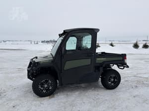 2019 John Deere XUV 835M Image