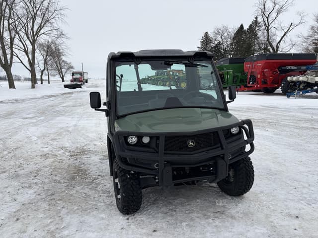 Image of John Deere XUV 835M equipment image 3