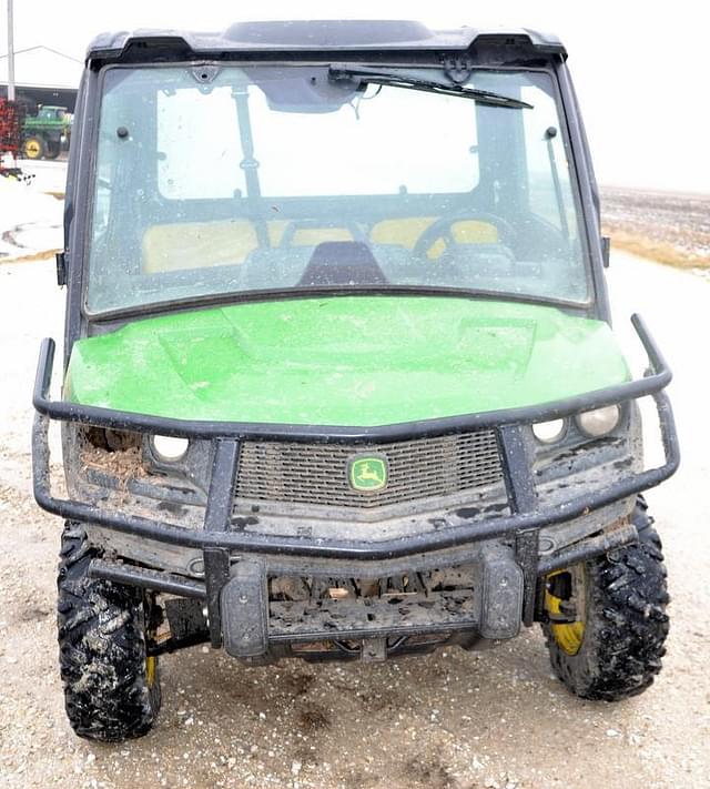 Image of John Deere XUV 835M equipment image 3