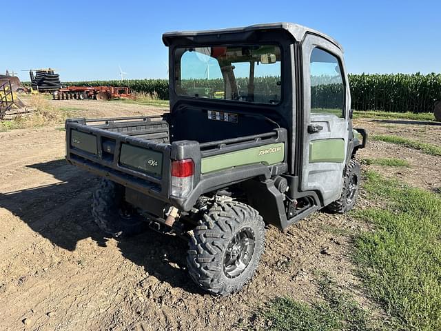 Image of John Deere XUV 835M equipment image 3