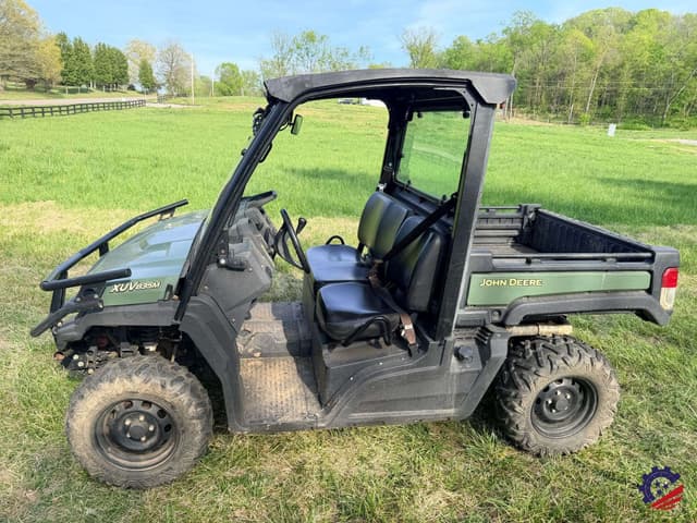 Image of John Deere XUV 835M equipment image 1