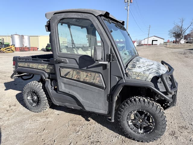 Image of John Deere XUV 835R equipment image 2