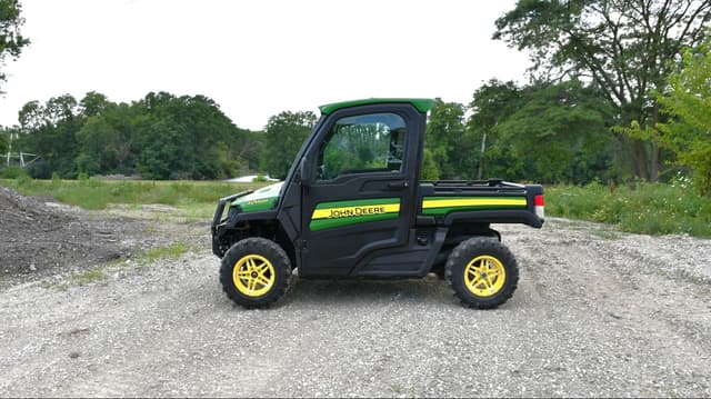 Image of John Deere Gator XUV 835R equipment image 1