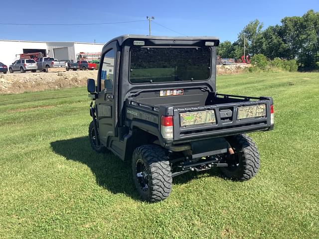 Image of John Deere XUV 835R equipment image 4