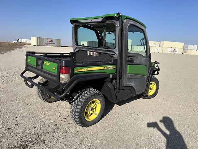 Image of John Deere XUV 835R equipment image 4