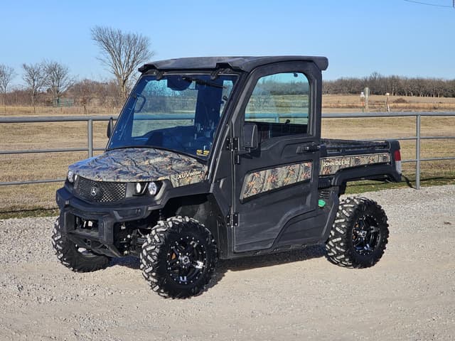 Image of John Deere XUV 865M equipment image 1