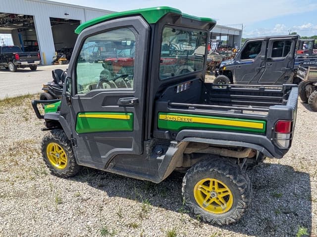 Image of John Deere XUV 835R equipment image 3