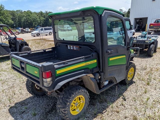 Image of John Deere XUV 835R equipment image 3