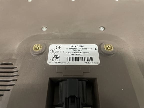 Image of John Deere Gen 4 Extended Monitor equipment image 4