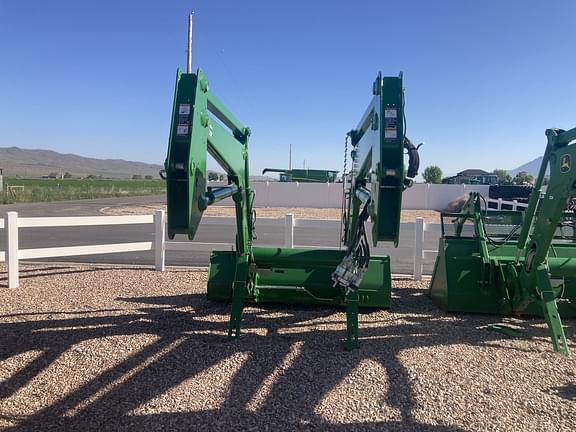 Image of John Deere H480 equipment image 3
