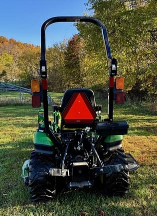 Image of John Deere 1025R equipment image 4