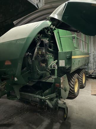 Image of John Deere L341 equipment image 1
