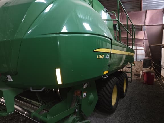 Image of John Deere L341 Primary image