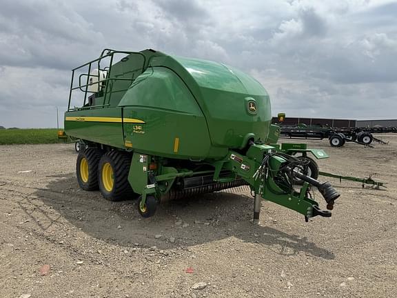 Image of John Deere L341 equipment image 1