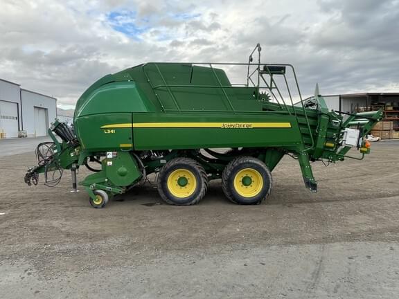 Image of John Deere L341 equipment image 1