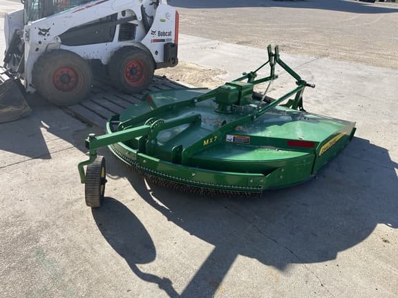 Image of John Deere MX7 equipment image 2