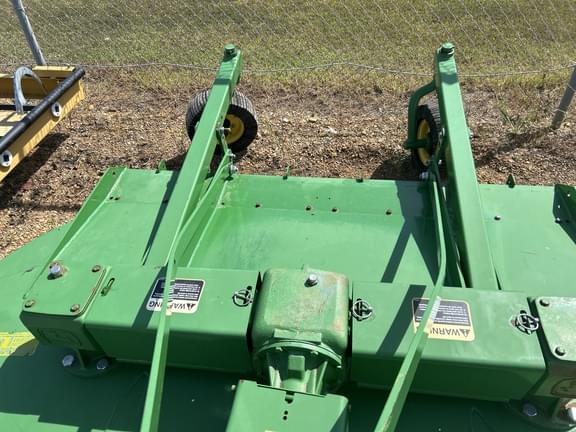 Image of John Deere MX8 equipment image 4