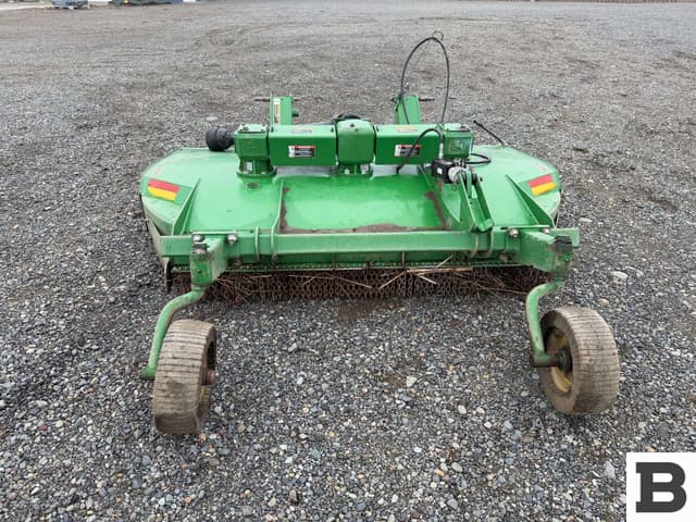 Image of John Deere MX8 equipment image 3