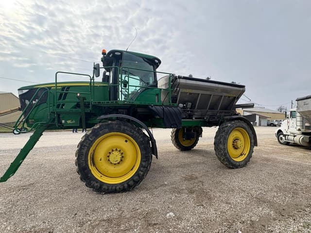 Image of John Deere R4038 equipment image 4