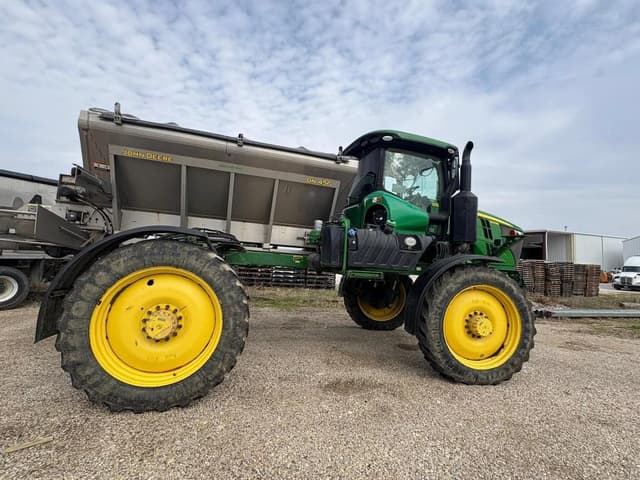 Image of John Deere R4038 equipment image 2