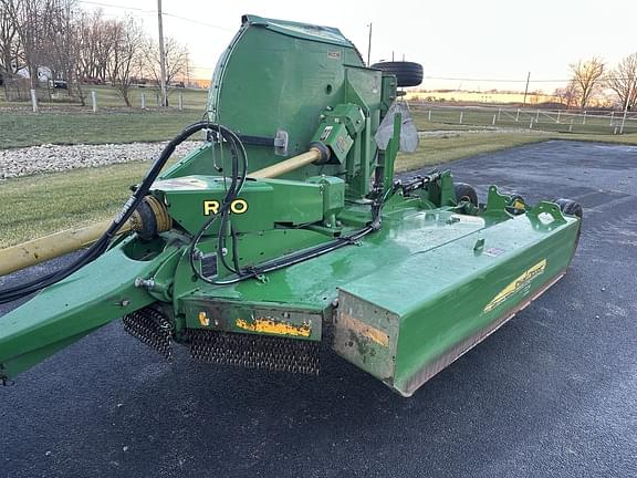 Image of John Deere R10 equipment image 1