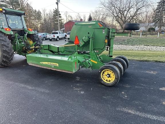 Image of John Deere R10 Primary image