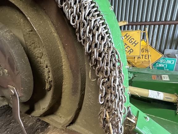 Image of John Deere R10 equipment image 4