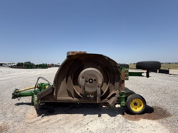 Image of John Deere R15 equipment image 1