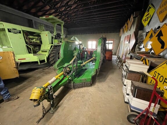 Main image John Deere R15