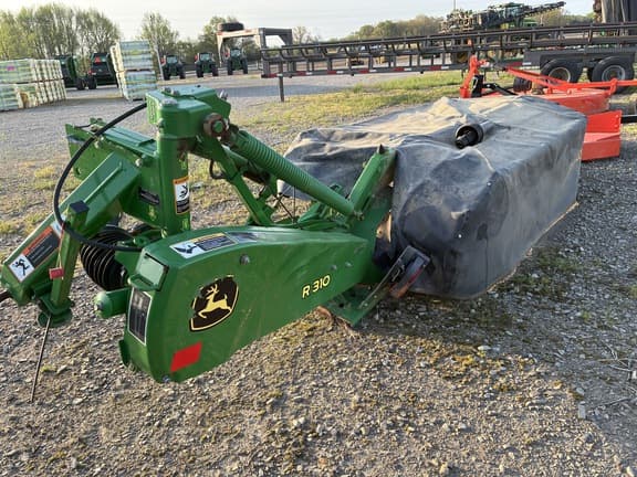 Image of John Deere R310 equipment image 2