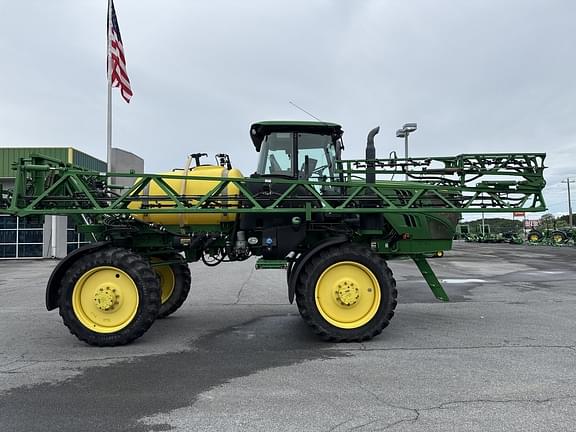 Image of John Deere R4023 equipment image 3