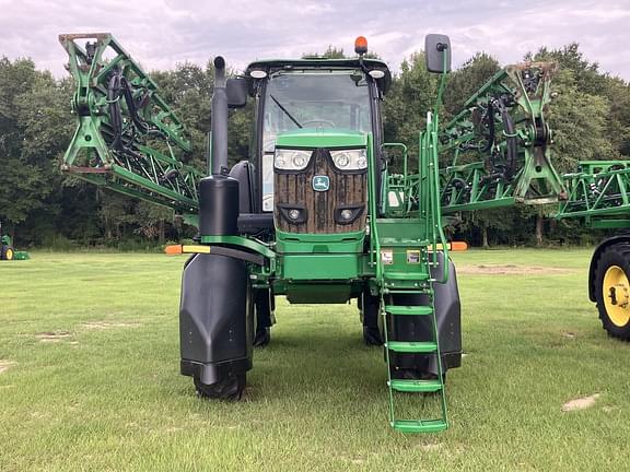 Image of John Deere R4023 equipment image 1