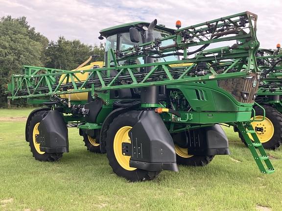 Image of John Deere R4023 equipment image 4