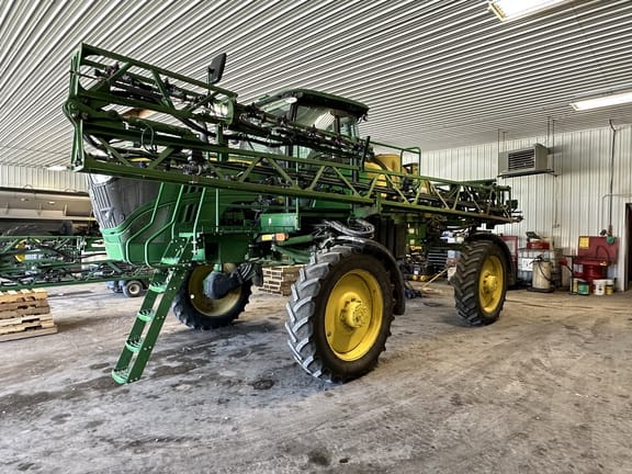 2019 John Deere R4023 Equipment Image0