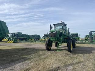 2019 John Deere R4023 Equipment Image0