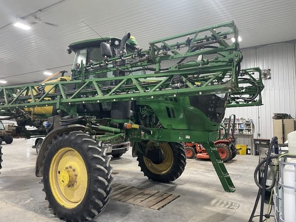 Main image John Deere R4023