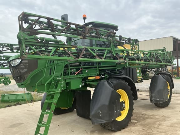 Image of John Deere R4023 equipment image 2