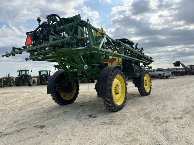 Image of John Deere R4030 equipment image 3